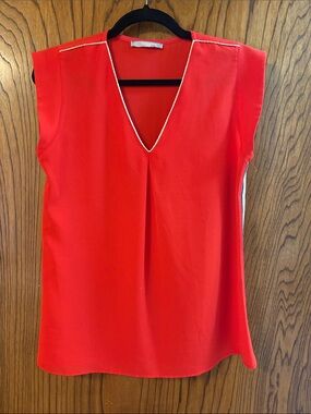 Red V-Neck Cap Sleeve Blouse with Contrast Piping (Mamouchka Paris, size M)